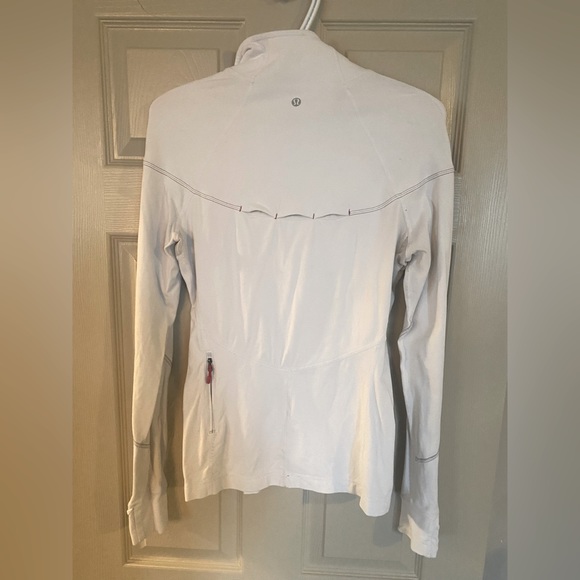 Lululemon Size 8 3/4 Zip up Pullover (White) - Picture 2 of 2